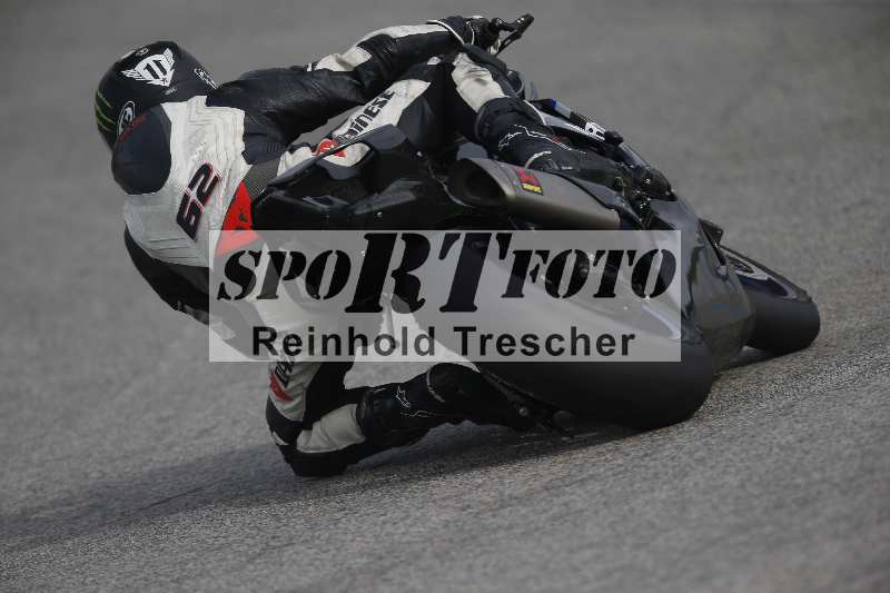 /01 26.-28.01.2024 Moto Center Thun Jerez/Gruppe rot-red/backside